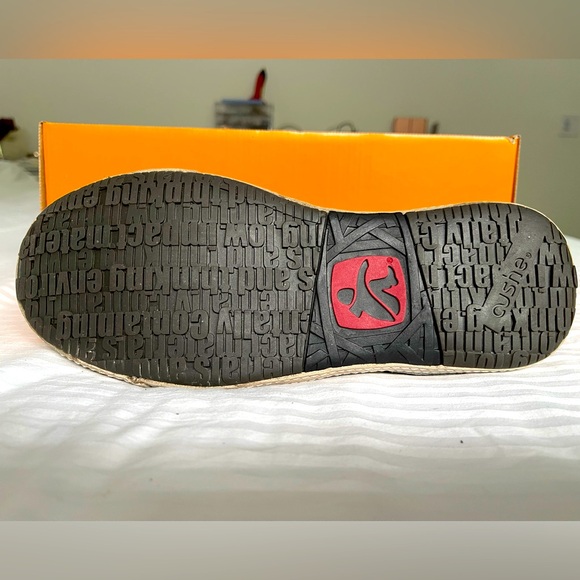 Cushe Shumaker Mark Hi Sneakers - Picture 3 of 12